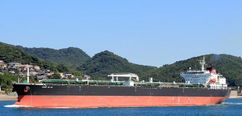 HONG ZE HU Tanker IMO 9327009 photo 3