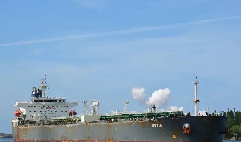 ESTIA Tanker IMO 9327035 photo 4