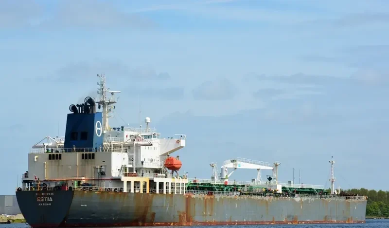 ESTIA Tanker IMO 9327035 photo 5