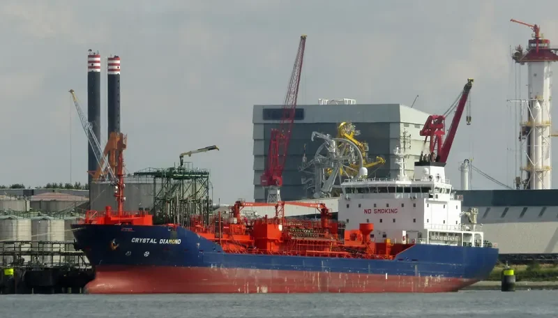 ANNETTE ESSBERGER Tanker IMO 9327059 photo 4