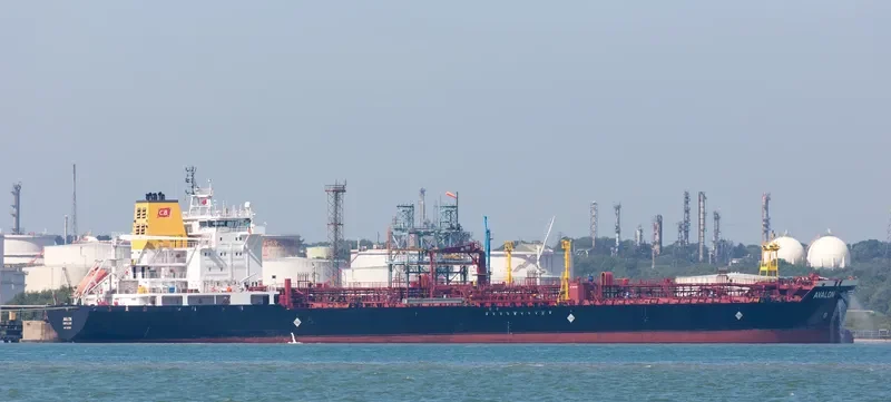 AVALON Tanker IMO 9327097 photo 6