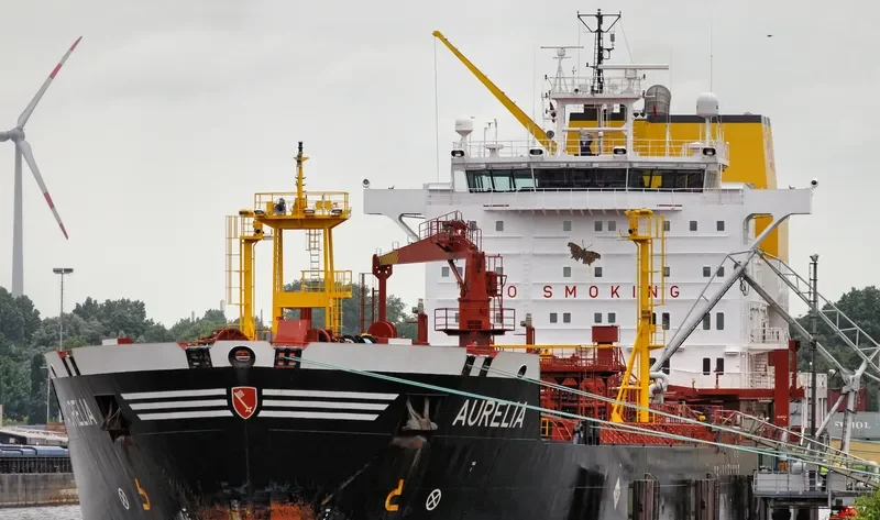 AURELIA Tanker IMO 9327102 photo 5