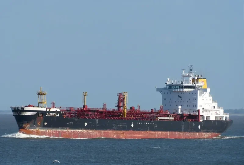 AURELIA Tanker IMO 9327102 photo 7