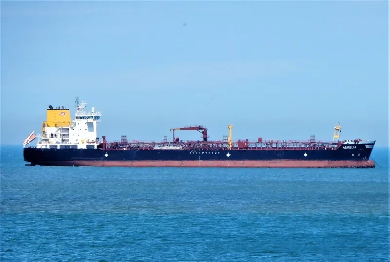 AURELIA Tanker IMO 9327102 photo 8