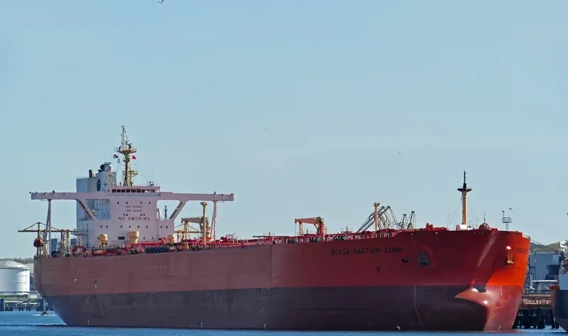 BUNGA KASTURI LIMA Tanker IMO 9327114 photo 8