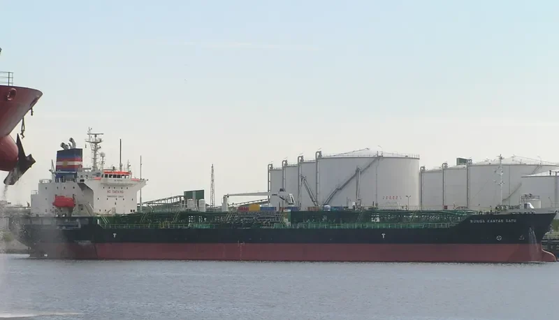 SEA DELTA Tanker IMO 9327138 photo 4