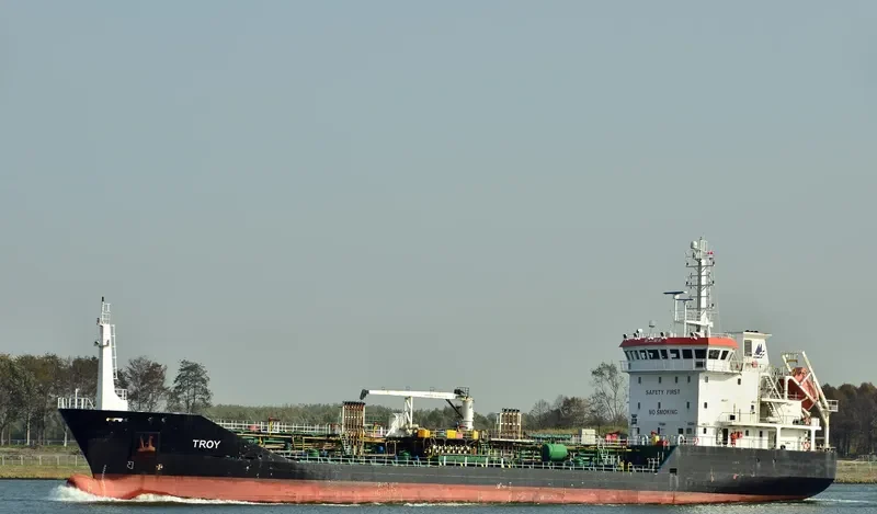TROY Tanker IMO 9327205 photo 9