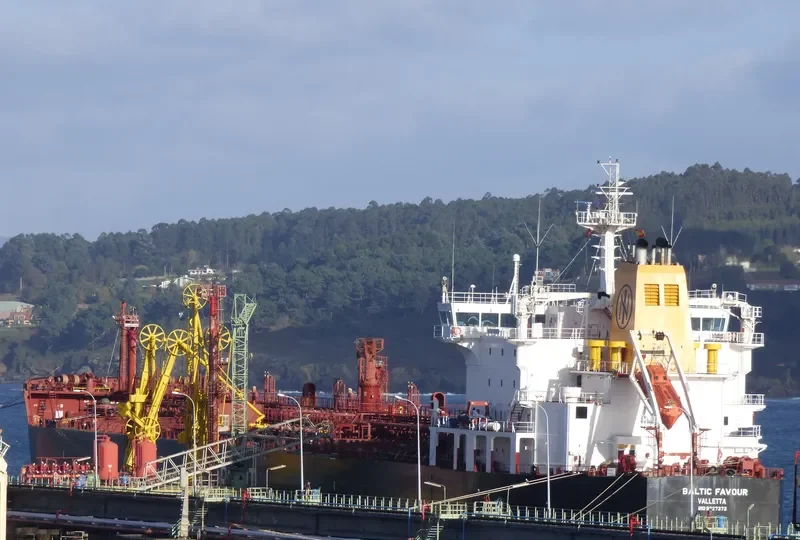 BALTIC FAVOUR Tanker IMO 9327372 photo 4