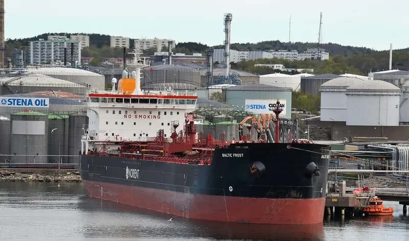 BALTIC FROST Tanker IMO 9327401 photo 7