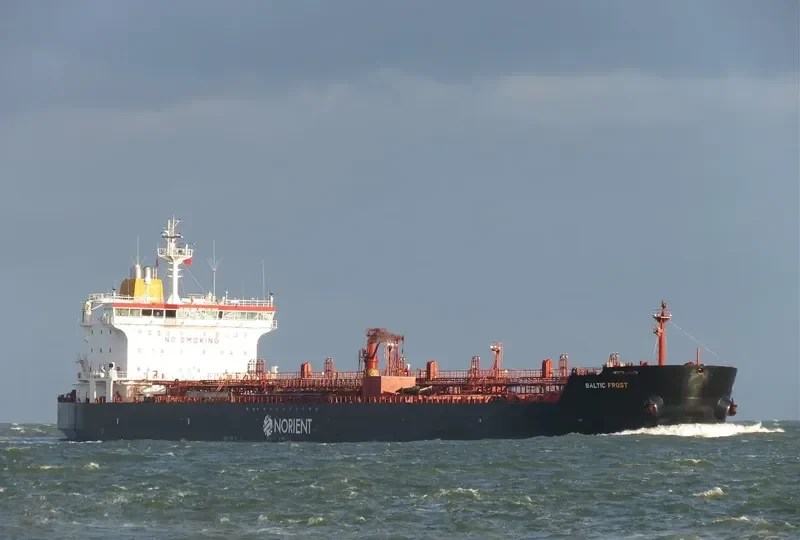 BALTIC FROST Tanker IMO 9327401 photo 8