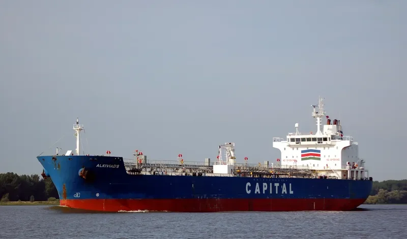 SEAWAYS AMBROSE Tanker IMO 9327437 photo 4