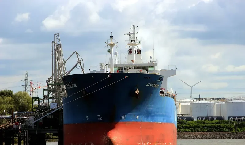 SEAWAYS AMBROSE Tanker IMO 9327437 photo 6