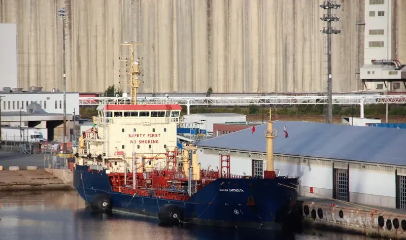 ALGOMA DARTMOUTH Tanker IMO 9327516 photo 8
