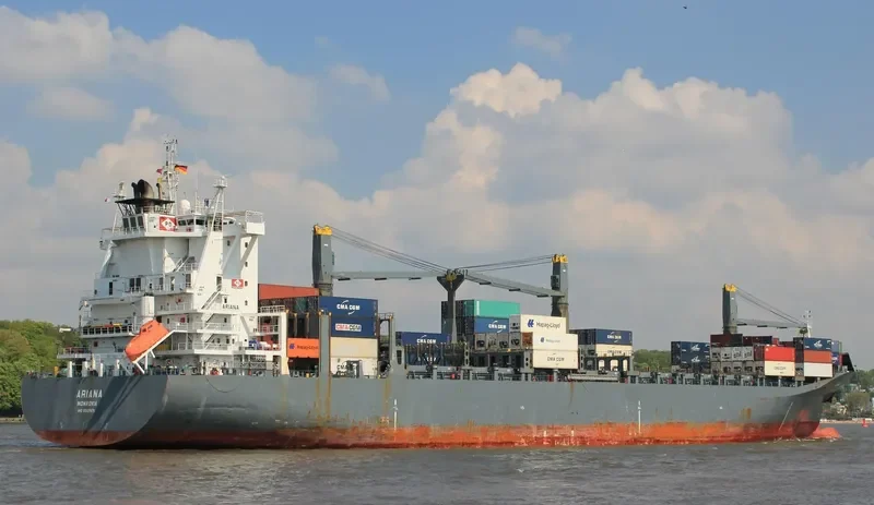 ARIANA Container Ship IMO 9327671 photo 6