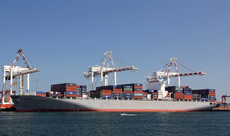 LOS ANGELES TRADER Container Ship IMO 9327798 photo 10