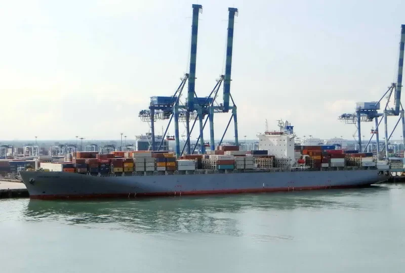 LONG BEACH TRADER Container Ship IMO 9327803 photo 2