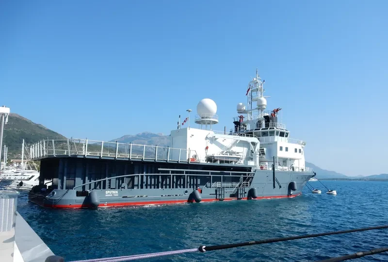 SPUTNIK Offshore Vessel IMO 9327920