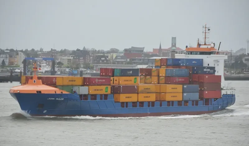 JORK RULER Container Ship IMO 9328027 photo 8