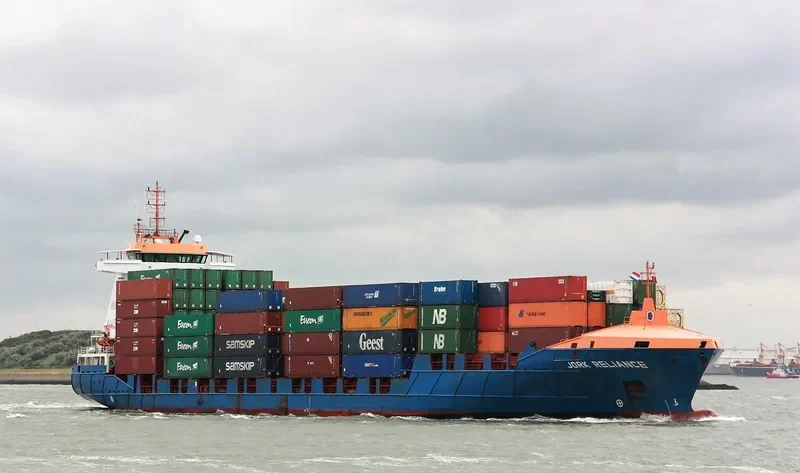 MIRROR Container Ship IMO 9328041 photo 2