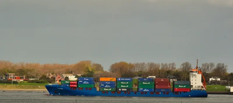 MIRROR Container Ship IMO 9328041 photo 5