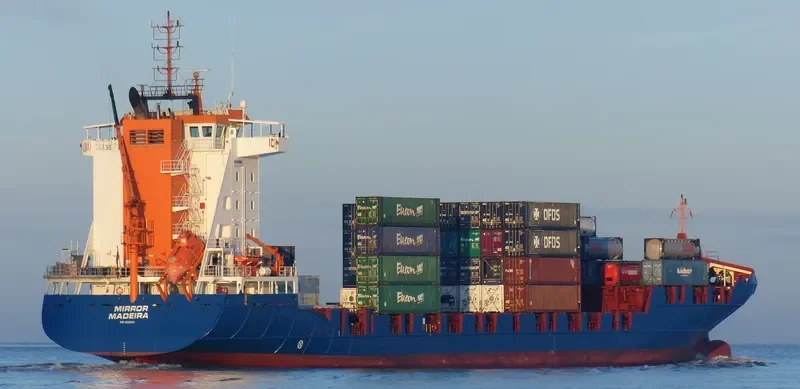 MIRROR Container Ship IMO 9328041 photo 6