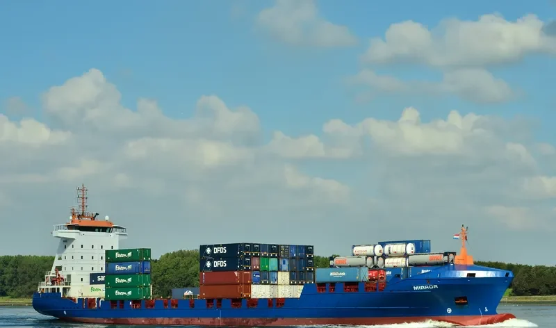 MIRROR Container Ship IMO 9328041 photo 7