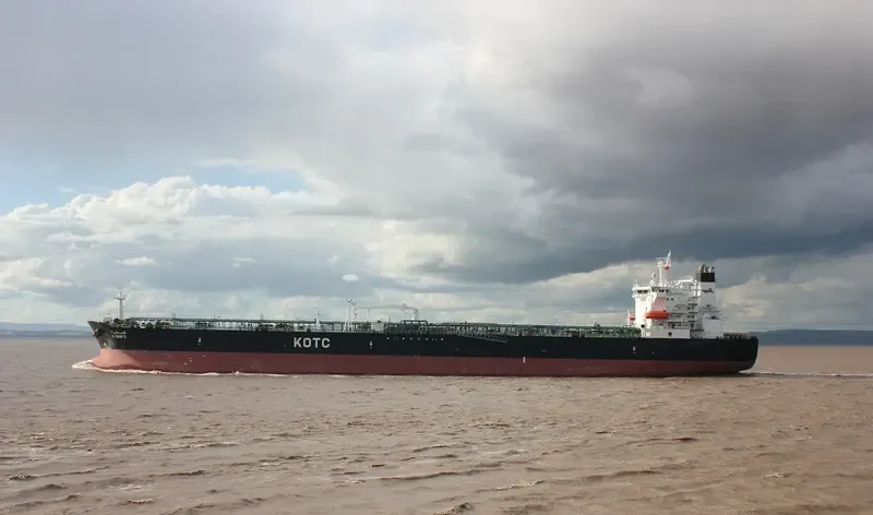 AL SALAM II Tanker IMO 9328168 photo 7