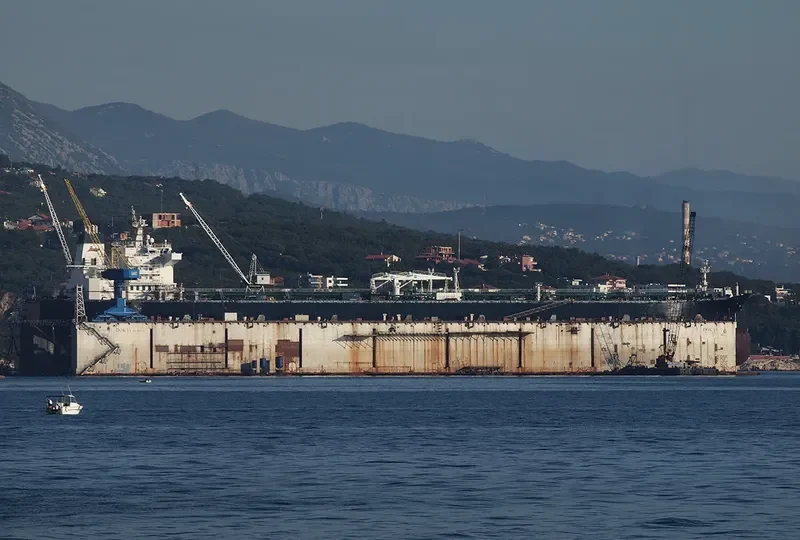 WAFRAH Tanker IMO 9328170 photo 3