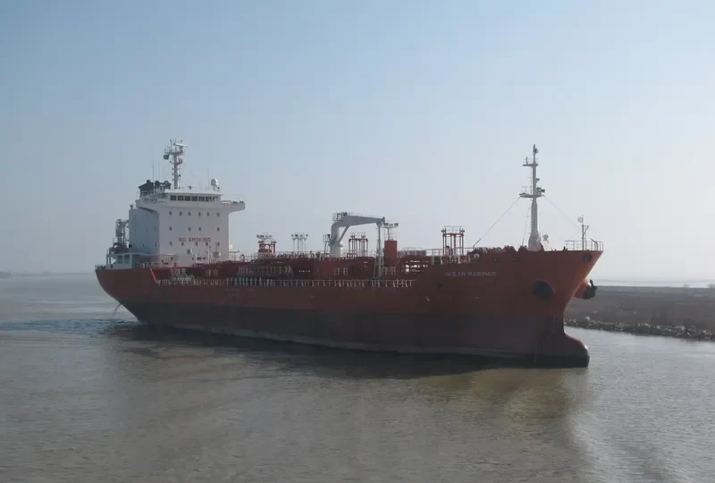 OCEAN MARINER Tanker IMO 9328340 photo 3