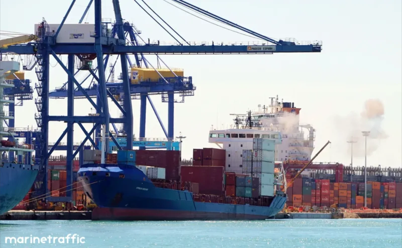 X PRESS VESUVIO Container Ship IMO 9328651 photo 2