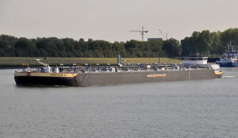 SOMTRANS XII Tanker IMO 9328730 photo 5