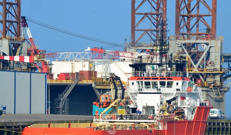 PUTFORD SAVIOUR Offshore Vessel IMO 9329277 photo 2