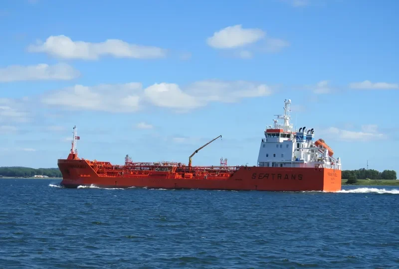 TRANS FJELL Tanker IMO 9329306 photo 2