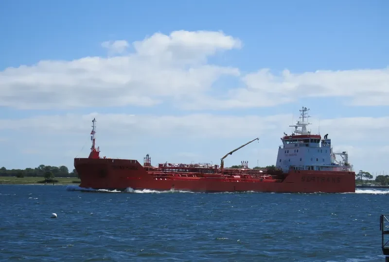 TRANS FJELL Tanker IMO 9329306 photo 3