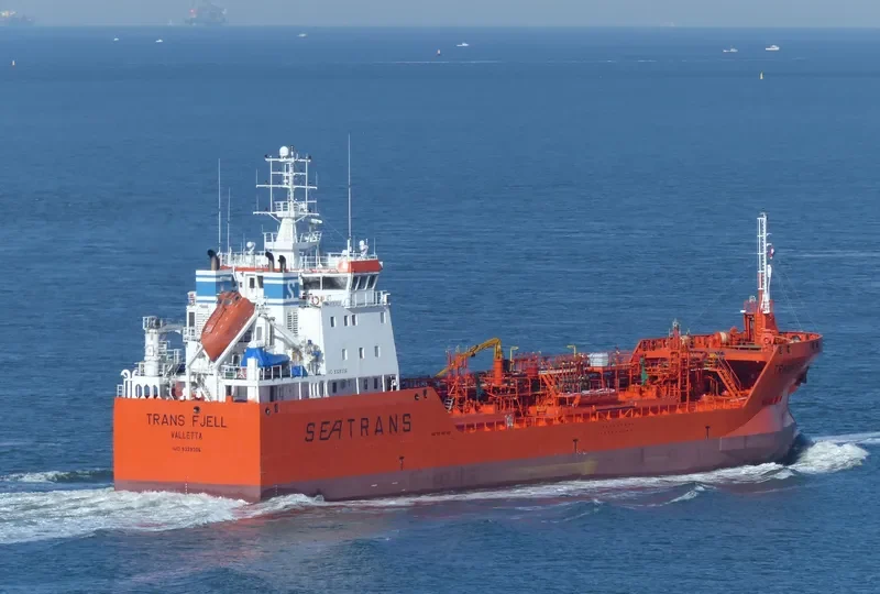 TRANS FJELL Tanker IMO 9329306 photo 7