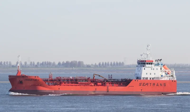 TRANS FJELL Tanker IMO 9329306 photo 9