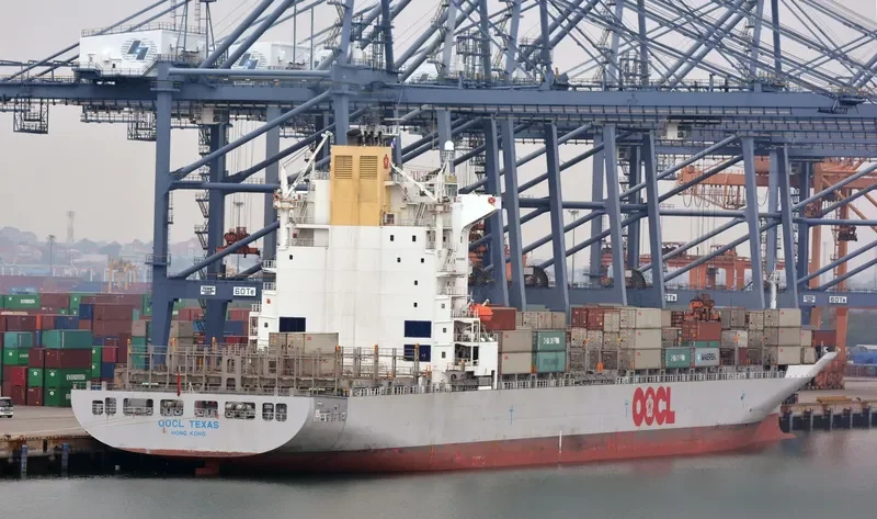 OOCL TEXAS Container Ship IMO 9329552 photo 2
