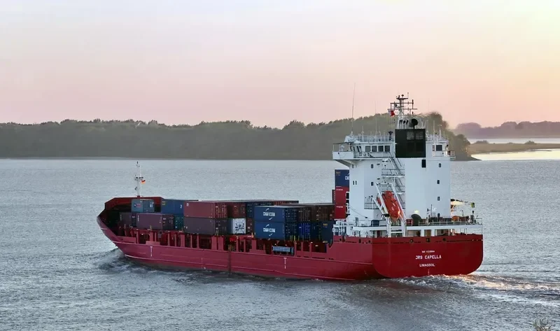 ALOPO Container Ship IMO 9329564 photo 4