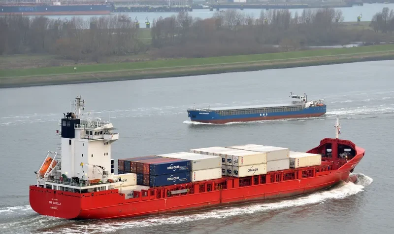 ALOPO Container Ship IMO 9329564 photo 10