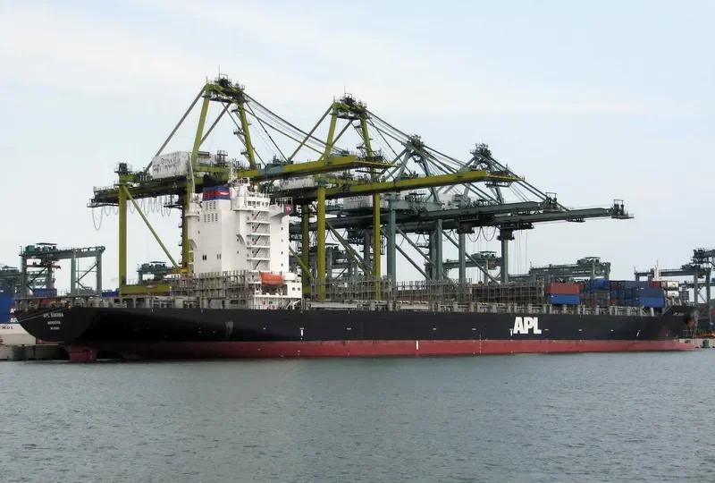 NIKOS P Container Ship IMO 9329629 photo 3
