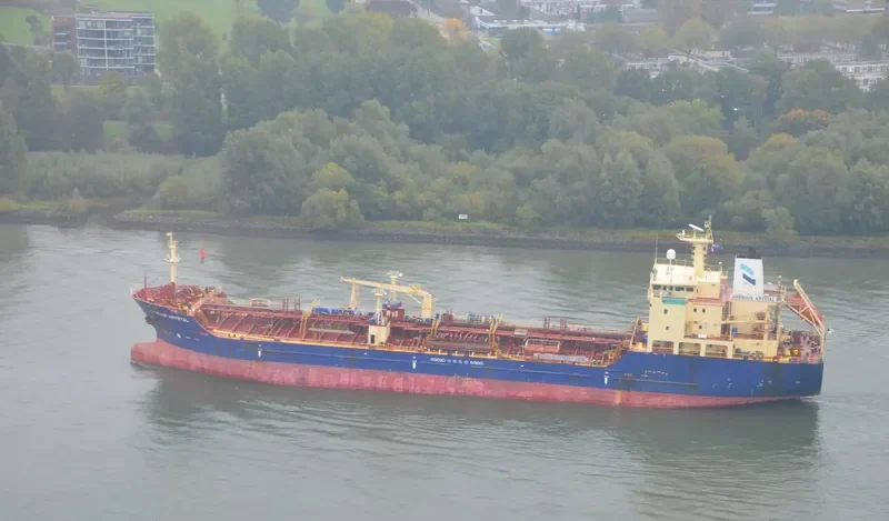 MERMAID Tanker IMO 9330020 photo 9