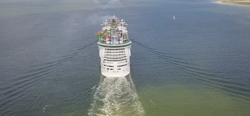 LIBERTY OF THE SEAS Passenger Ship IMO 9330032 photo 5