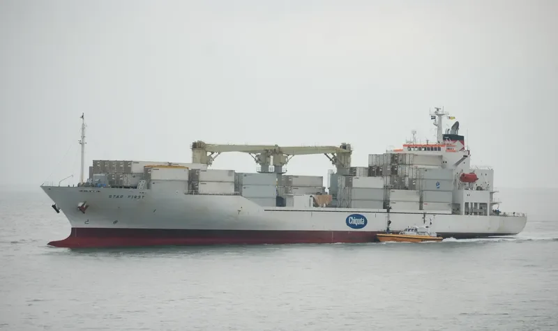 STAR FIRST General Cargo IMO 9330056 photo 8