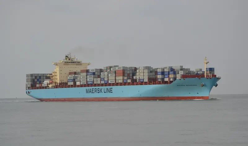 MAERSK SEMARANG Container Ship IMO 9330070 photo 10