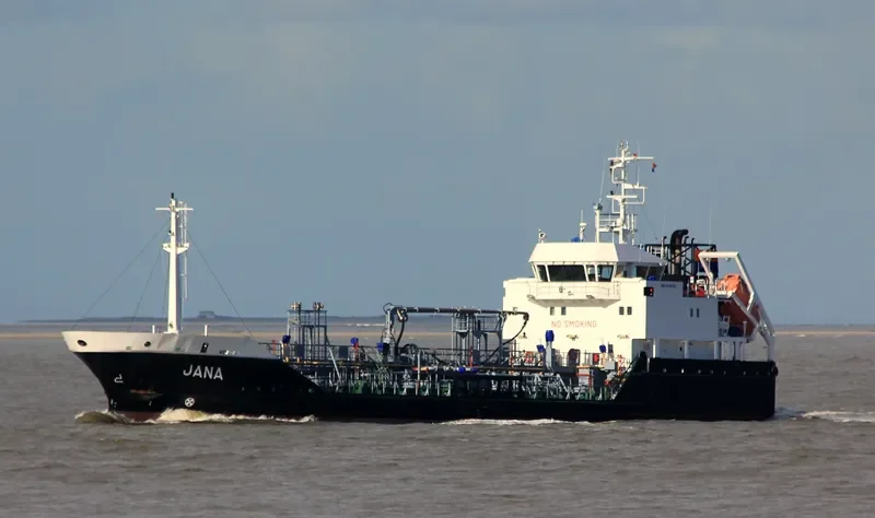 JANA Tanker IMO 9330185 photo 3