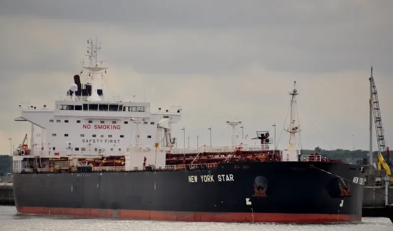 AMALIA Tanker IMO 9330355 photo 7