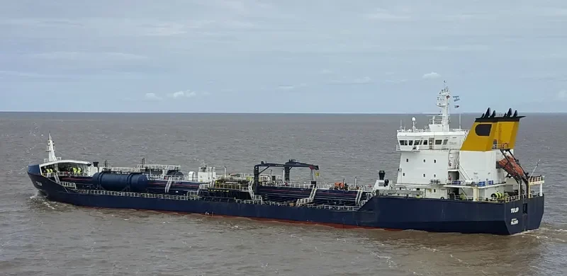 TULIP Tanker IMO 9330434 photo 3
