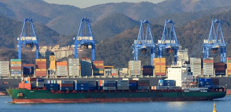 IRENES RYTHM Container Ship IMO 9330537