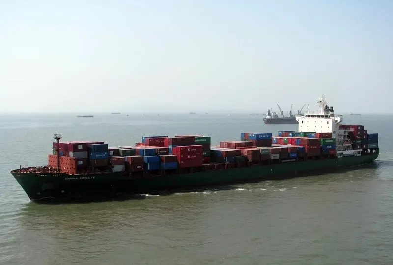IRENES RYTHM Container Ship IMO 9330537 photo 6