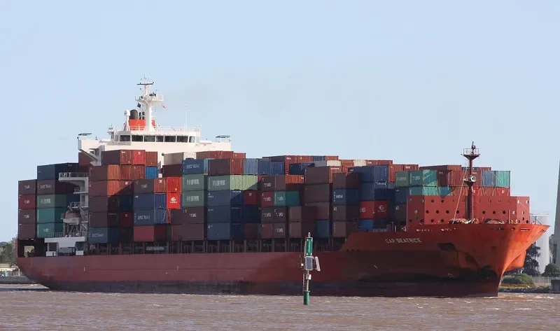IRENES RYTHM Container Ship IMO 9330537 photo 9